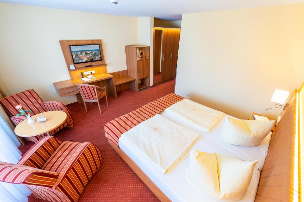 Отель Centralhotel 3*